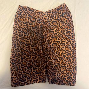 LICI FIT scrunch shorts